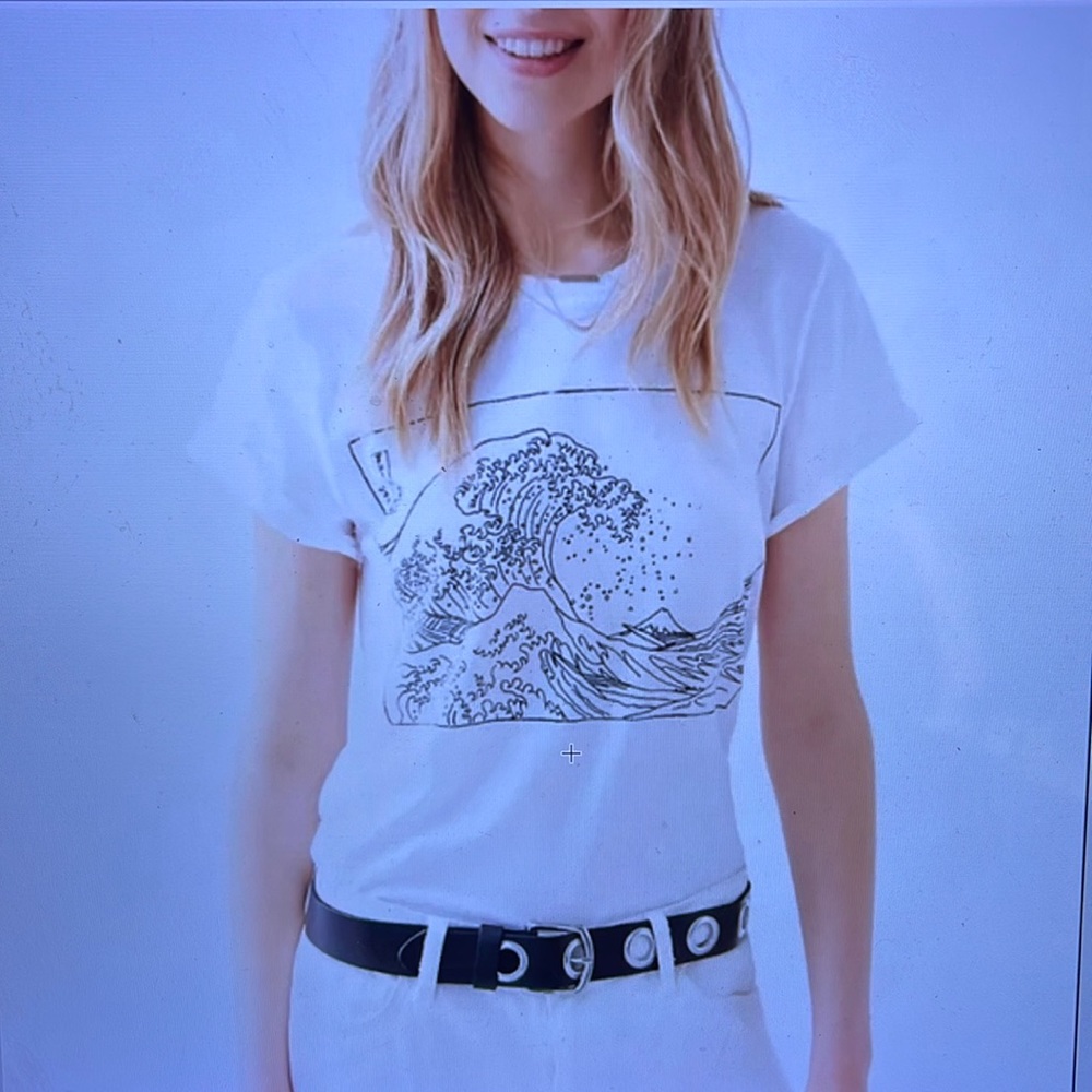 NWT UO Future State The Great Wave Graphic Tee